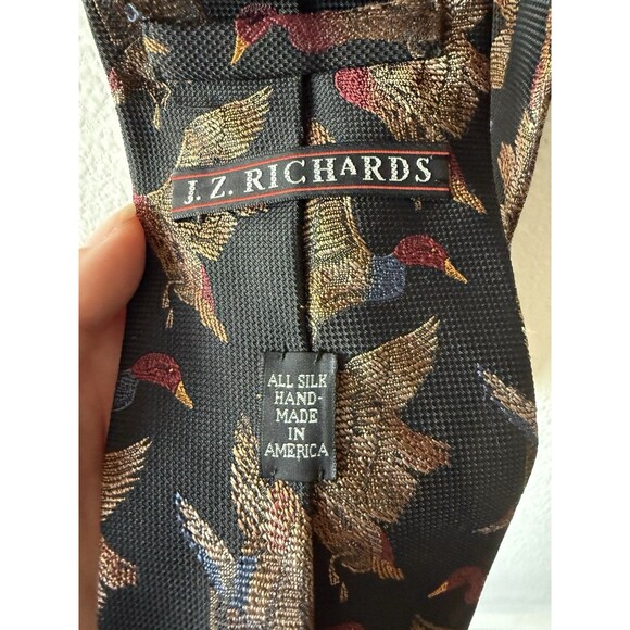 J.Z. Richards Men's 100% Silk Tie Multi-Color Duck Pattern Handmade In USA - Picture 3 of 3